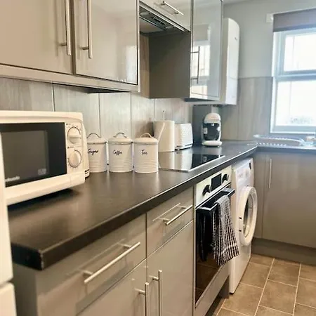 Your Stylish Totterdown Haven