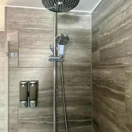 Your Stylish Totterdown Haven * Bristol