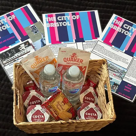 Your Stylish Totterdown Haven * Бристоль