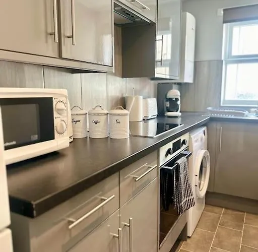 Your Stylish Totterdown Haven