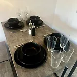 Your Stylish Totterdown Haven * بريستول