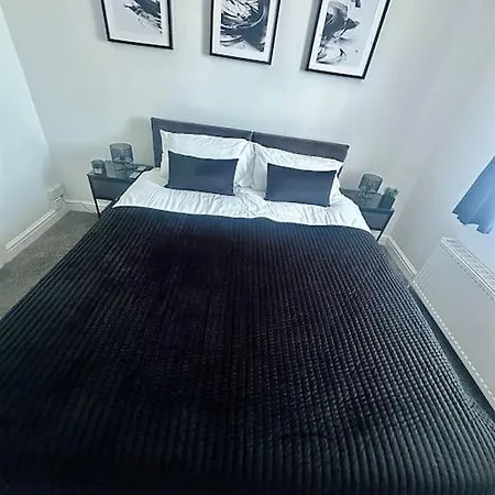 Your Stylish Totterdown Haven * Bristol