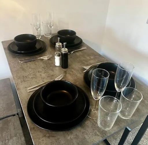 Your Stylish Totterdown Haven * Bristol